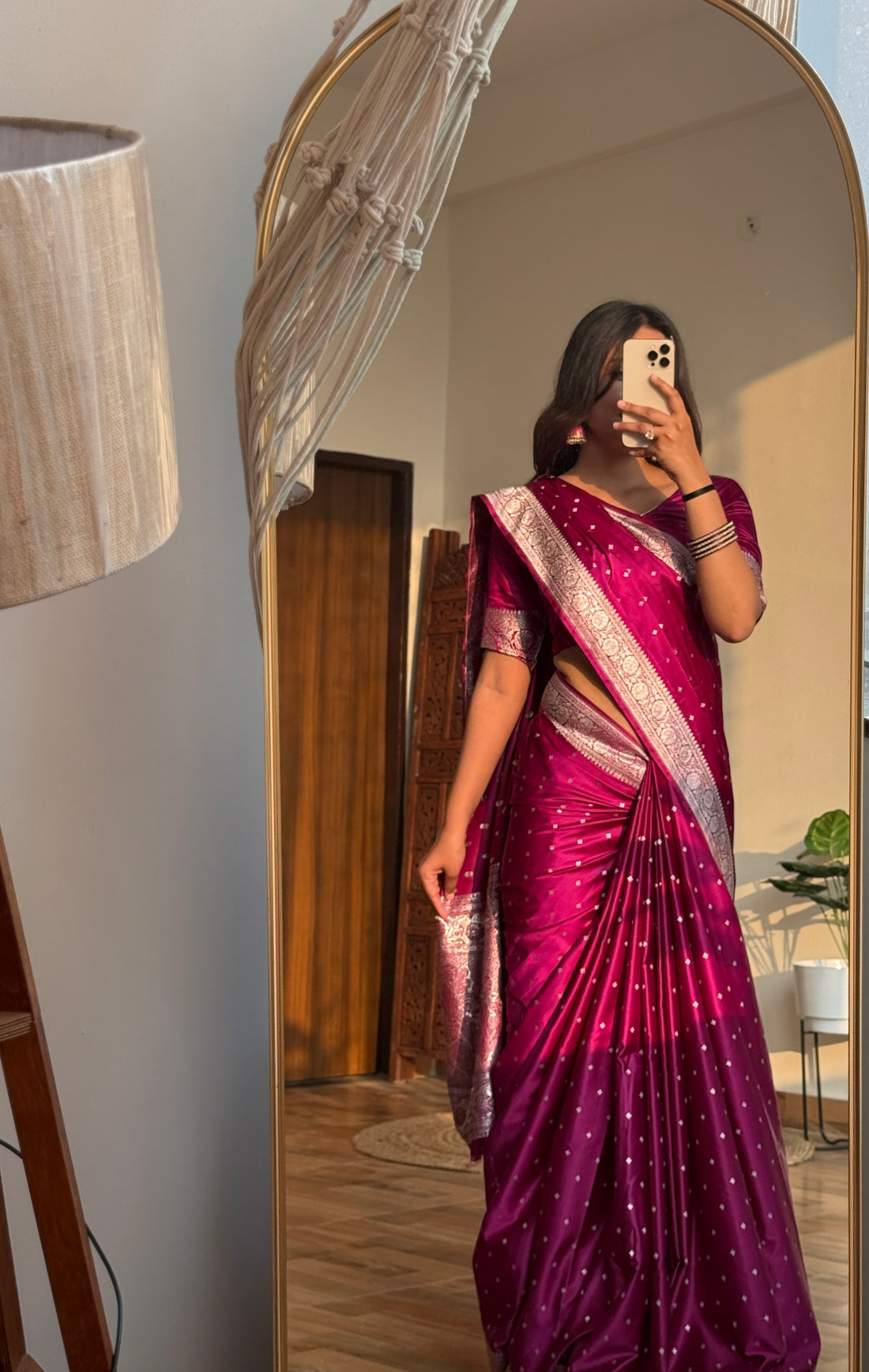 Mashru Katan Silk Banarasi Saree Majenta Body All Over Booti