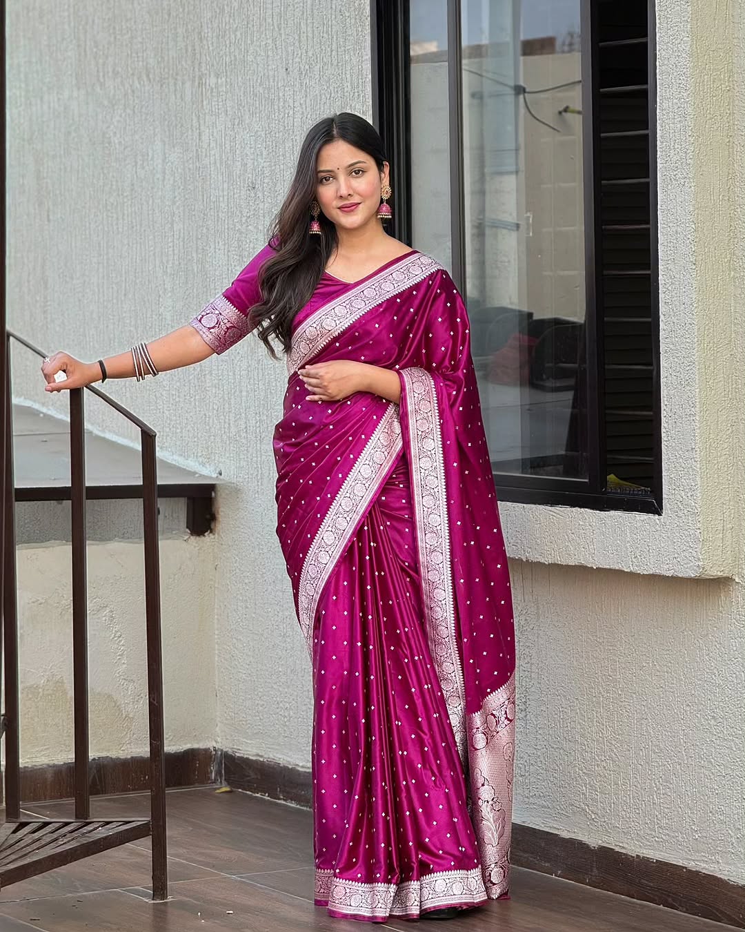 Mashru Katan Silk Banarasi Saree  Majenta Body All Over Booti
